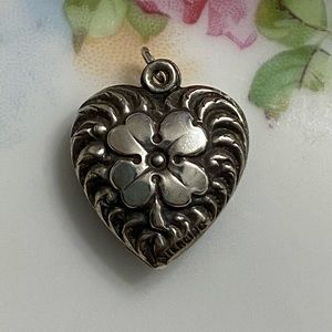 VTG Sterling Double Sided 4 Leaf Clover Puffy Heart Charm